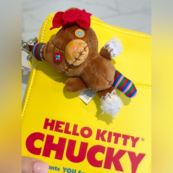 Hello Kitty Chucky Shoulder Bag with Strap! New! - Picture 5 of 6